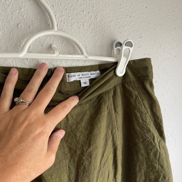 Birds of North America Dunnock Shorts - Size 10 - Picture 3 of 4